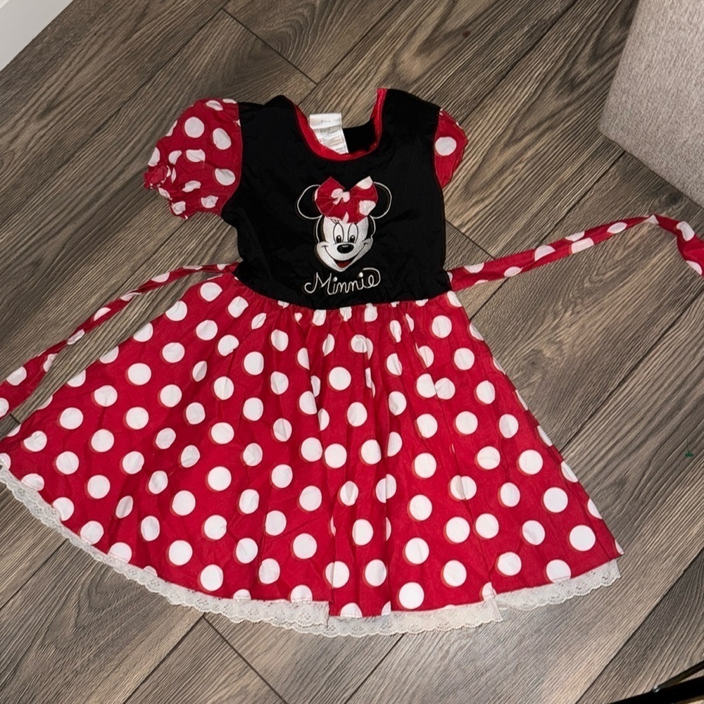 Walt Disney Studios Kids Minnie Mouse Dress, medium Kids, Like New Condition